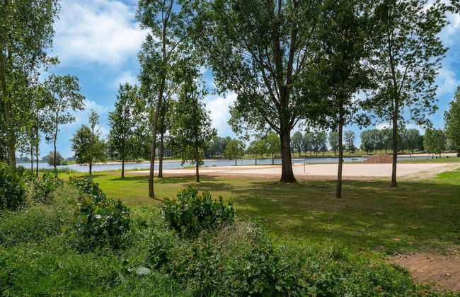 Beautiful House in Kerkdriel on the Waterfront - Photo 36