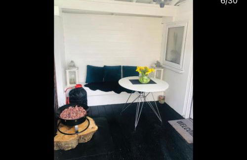 Hertford Home detached garden parking pet allowed - Foto 7