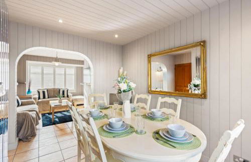 LARGE HOUSE with FREE PARKING - Foto 30