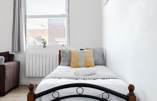 West Ealing Prime Serviced Apartments - Photo 3