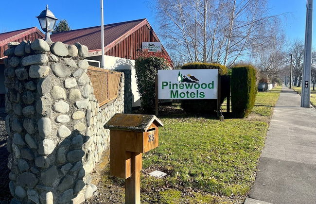 Pinewood Motels - Foto 1