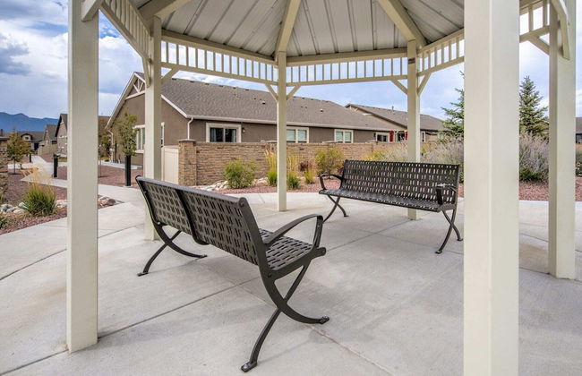 4BR Modern Townhome Close to Usafa! - Foto 41