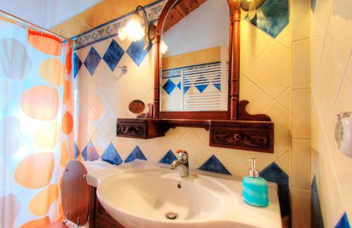 The Red Bougainvillea Apartments - Foto 7