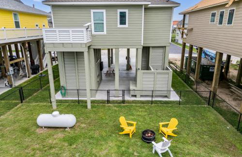 Relax And Sea NEW Luxury Canal-View Escape Gated Community Firepit and Decks - Foto 64