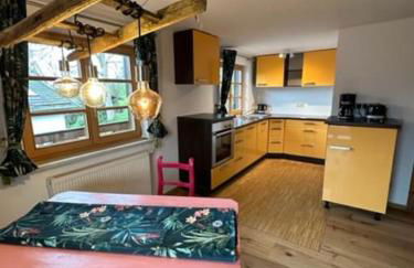 Charmante farbenfrohe Wohnung für zwei - Foto 2