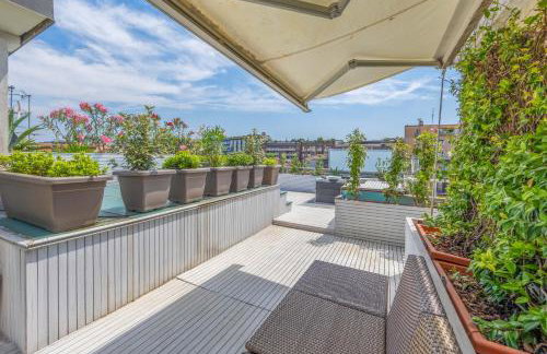 Milan Central Penthouse with Terraces, Jacuzzi & Garage - Foto 67