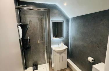 Yastayzzz at Studio 4 Bransford Rd - Foto 10