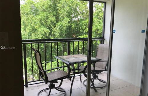 Walk to the Beach at Sunny Isles - Foto 39