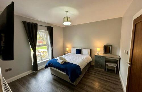 4 Bedroom Forest View House & Hot Tub sleeps 9 - Foto 8