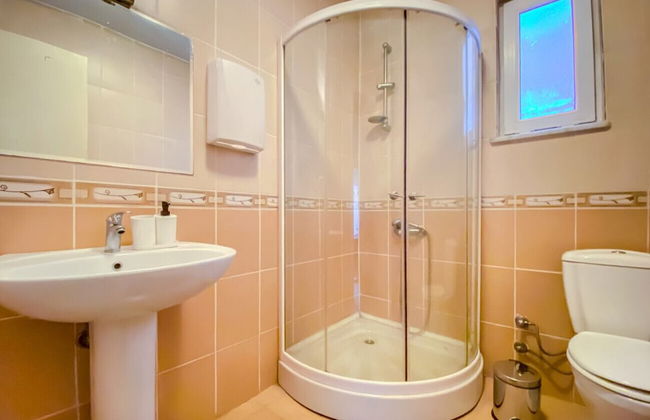 Sleek Flat Within Walking Distance to Pera Museum - Foto 21