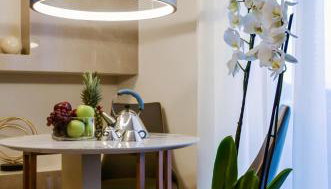 L-Suites - Photo 3