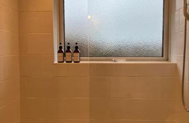 Central & Cosy, Home from Home with Large Garden & Free Parking, Bournemouth - Foto 10