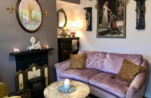 Glastonbury Rose Cottage - Photo 2