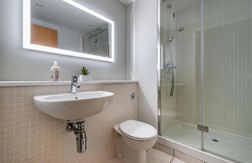 amazing apartments - Cables Wynd near The Shore - Free Parking - Foto 33