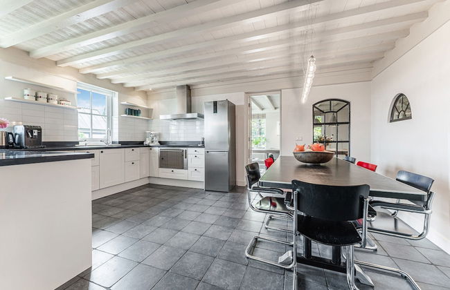 Spacious Holiday Home De Pauwenhof - Photo 18