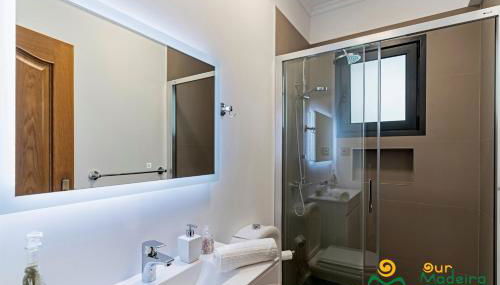OurMadeira - BelAir - Foto 3, Shower