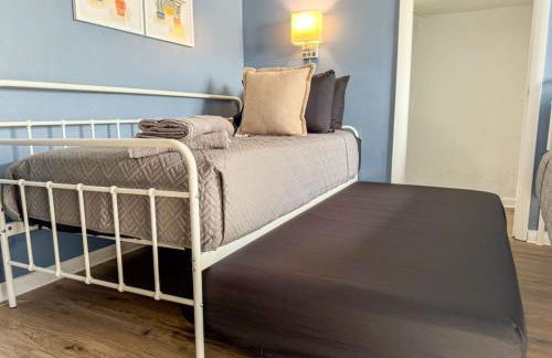 2 Full Apartments 4 Bedrooms with 14 beds and Parking - Foto 30