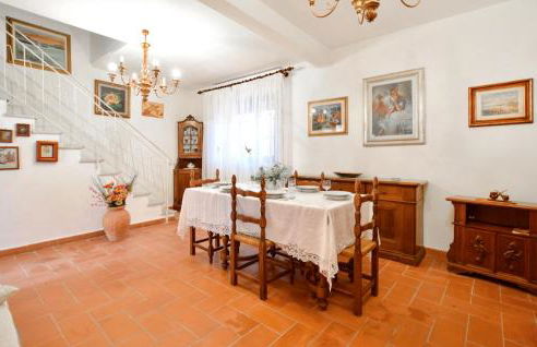 Amazing Home In Capezzano Pianore - Foto 8