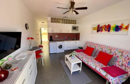 Cozy and sunny apartment with everything you need, Great location - Foto 2