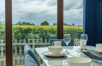 2 Bedroom Rural Escape In Peaceful Elmswell - Photo 10