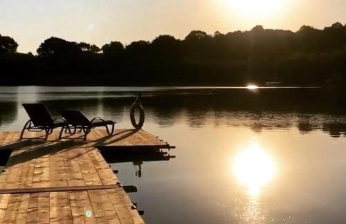 Hastings Retreat Rural barn conversions with Private Lake - Foto 5