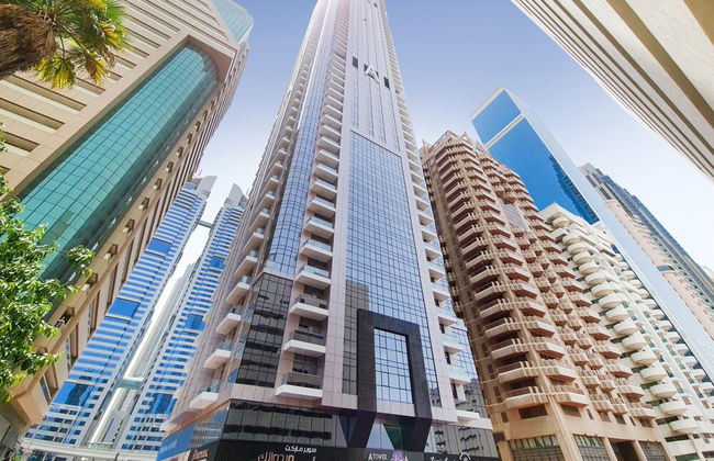 GreenFuture - Stylish Apartment With Panoramic City Views - Photo 15