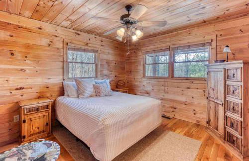 Serene Cabin*Mountain Views*Hot Tub*Large Decks - Foto 37