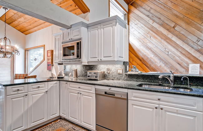 Ridgepoint Townhomes by East West Hospitality - Foto 33