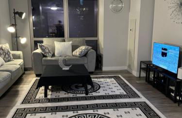 Cozy 2 bedroom condo by lakeshore - Foto 18