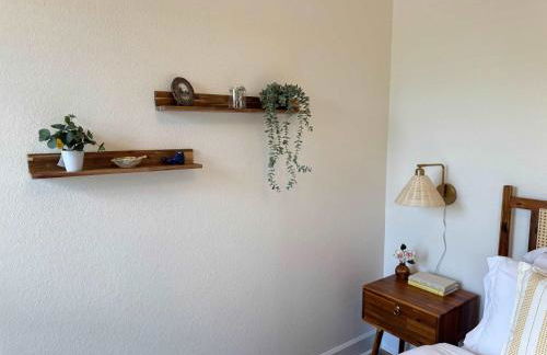 The Orange Blossom Suite Near UF Shands D-town - Photo 54