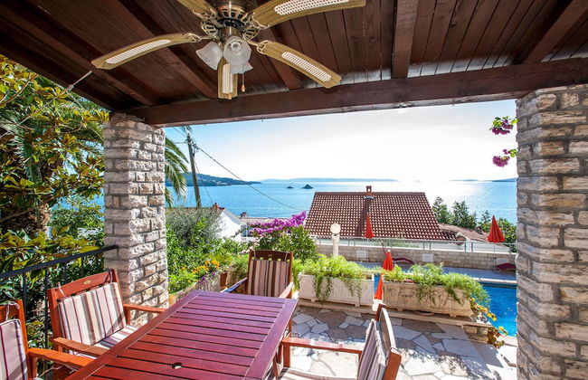 Villa Masha is a Detached House, Very Finely Accommodating 6 to 7 Persons - Foto 10