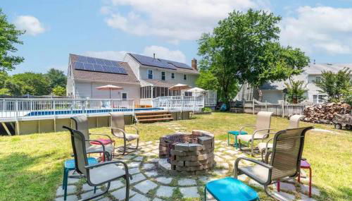 Lrge 5 BR 9 Beds Near DC-Pool, Hot Tub, Gym, Game Rm, Fire Pit - Foto 4