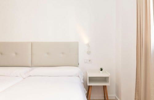 El Cable Apartament- A estrenar, apartamento céntrico y cerca de la playa - Photo 14