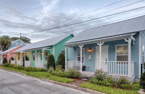 Quaint Cottage with Private Pool-Walk to Everything - Foto 2