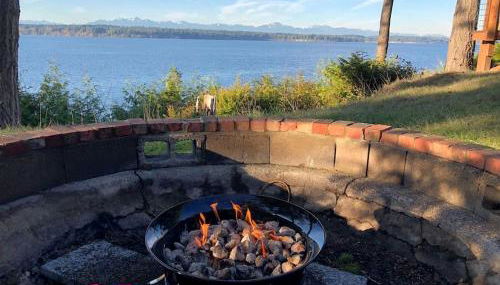 Incredible Sunset at Beachfront Glamping Cabin on Private, Herron Island with Fire Pit and Kayaking near Olympia, Washington - Foto 5