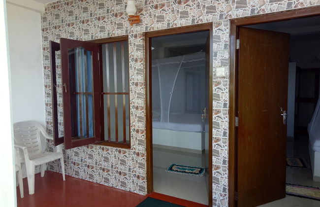 Githmini Beach Guest House & Toures - Foto 8