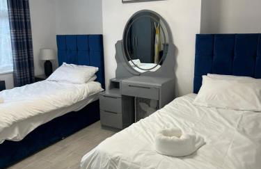 Beautiful 2-bedroom in Grays close to Lakeside - Foto 17