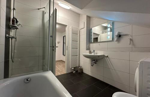 Perfekt für 2-4! Küche Garage Flughafen Nespresso - Foto 19