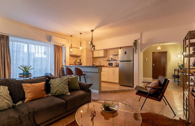 Views of Palace of the Parliament 2BR Jungle Theme - Foto 26