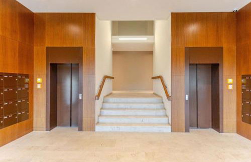 HJ 18 by ROCKCHAIR Apartments l SUPERHOST Status l Super Flat, 2 Bedrooms 2 Bathrooms Balcony Elevator welcomes you! - Foto 14