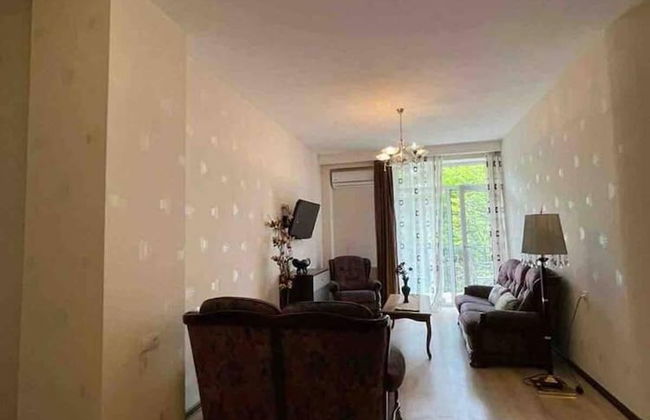 Nearby Chavchavadze ave Sunny Home With Balcony - Foto 18