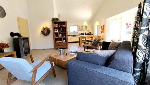 Luxuriöses, familienfreundliches Ferienhaus ,,Amy,, mit Whirlpoolwanne, Kamin und Garten - Foto 1