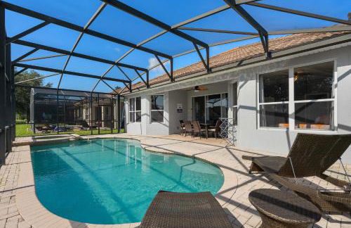 Luxury 5BR Villa Near Disney, Private Pool & Game Room - Foto 14