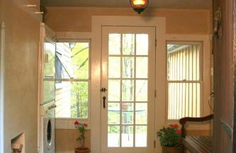 Luxurious Riverfront Cottage with a Hot Tub and a Fireplace near the Twin Lakes, Connecticut - Foto 29