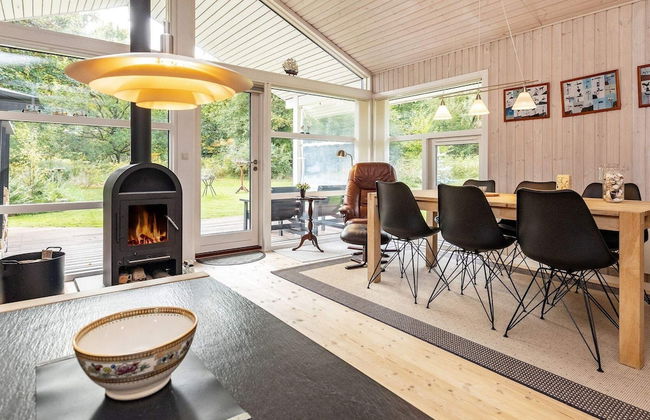 6 Person Holiday Home in Farso - Photo 17