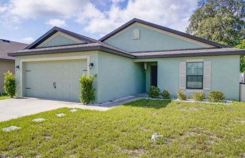 Tavares Retreat with Covered Patio and Private Yard - Foto 1