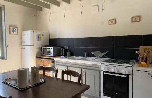 L'EPICERIE - Maison de famille aux Petites Dalles, plage à pied et jardin clos - Foto 7