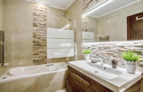 Luxurious Villa in Baños y Mendigo, Spain - Perfect for Families and Groups - Foto 18