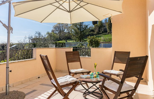 Holiday Home with pool and garden - Foto 10