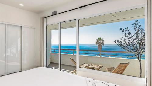Malibu Breeze - hot tub, ocean view, steps to beach - Foto 4
